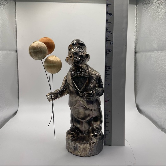Vintage silver-plated Leonard the Clown bank. Pre-owned. 3 silk covered balloon - Picture 9 of 9
